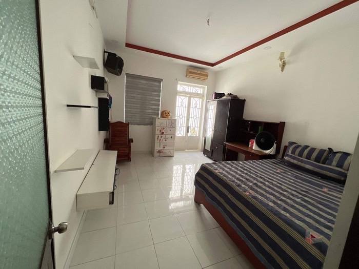 gang 4 Dài 15(CN 60m2) Cạnh Nguyễn Thị Thập .Chỉ 4T